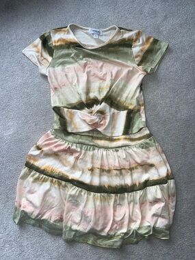 Kids Short Sleeve Tie-Front matching skort and shirt in Olive & Blush pink